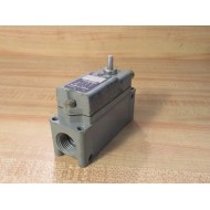 Square D 9007-AW16 Limit Switch 9007AW16 Series D - Used