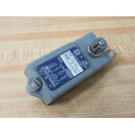 Square D 9007-AW12 Limit Switch 9007AW12 Body Only Ser. C - Used