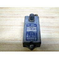 Square D 9007-AW12 Limit Switch 9007AW12 Body Only - Used