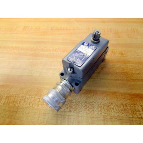 Square D 9007-AW12 Limit Switch 9007AW12 WAdd. End Connector - New No Box