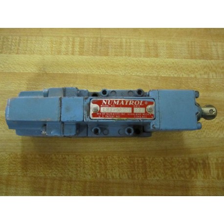 Numatrol LR3-0201 Numatics Limit Switch LR30201 W Roller Plunger - Used