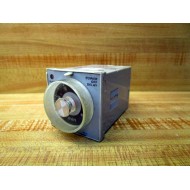 Omron H3BH-8 Timer H3BH8 0.5-10Min 100110120Vac - Used