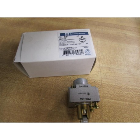 Telemecanique ZCK-E67 Limit Switch Head With Roller ZCKE67 064580