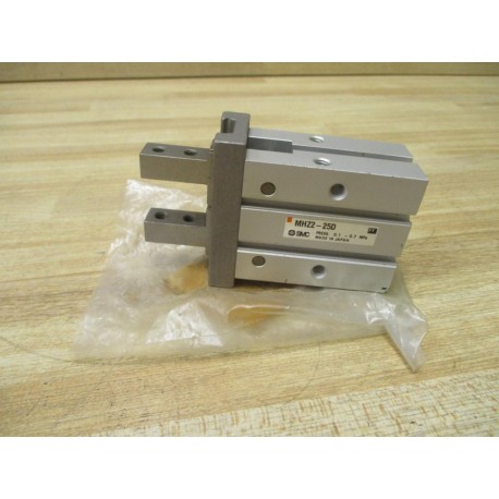 SMC MHZ2-25D Cylinder MHZ225D