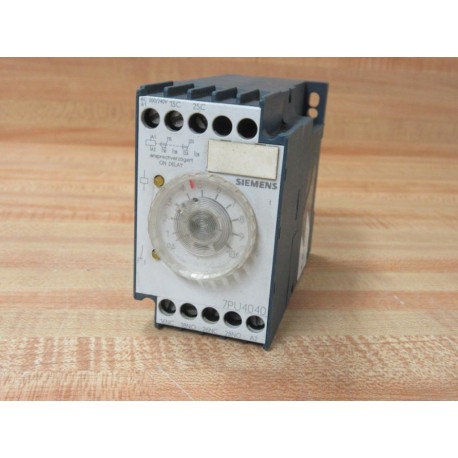 Siemens 7PU4040-1BN20 Timer On Delay 7PU4040 - Used