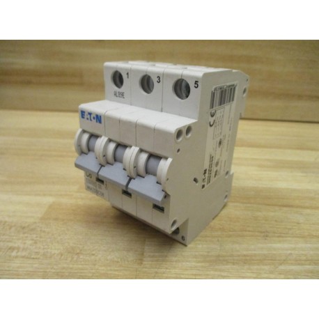 Cutler HammerEaton WMZS3C06 6 AMP Circuit Breaker C6 - Used