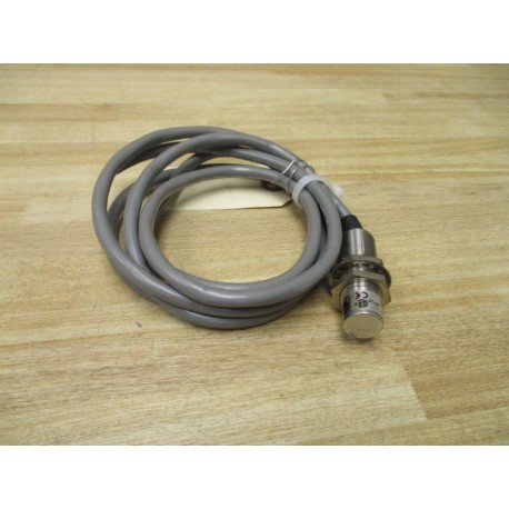 Allen Bradley 871TM-BH8N18-A2 Sensor 871TMBH8N18A2 6' Feet Ser. A - Used