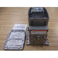 Honeywell M4185A-1001 Motor Actuator M4185A1001 - Parts Only