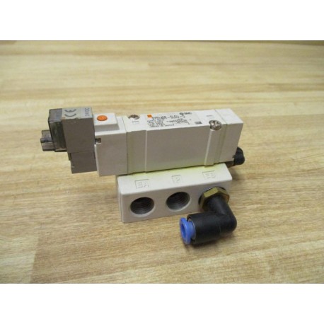 SMC SY5140R-5LOU-Q Solenoid Valve SY5140R5LOUQ W Sub Plate - Used