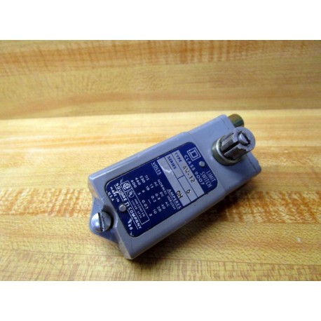 Square D 9007-AW12 Limit Switch 9007AW12 Body Only Series D - New No Box