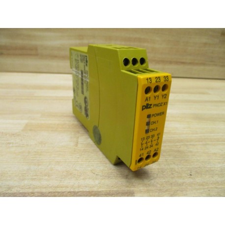 Pilz PNOZ X1 24VACDC 3no 1nc Safety Relay 774300 - Used