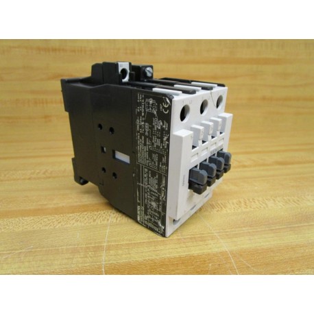 Siemens 3TF3400-0A Contactor 3TF34000A Cracked - Used