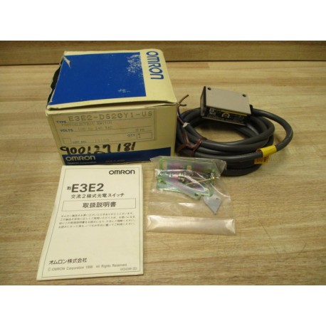 Omron E3E2-DS20Y1-US Photoelectric Switch E3E2DS20Y1US