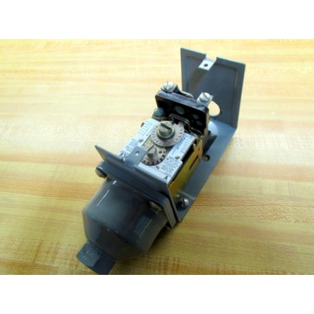 Allen Bradley 836-C2 Pressure Control Switch 836C2 WO Cover - Used