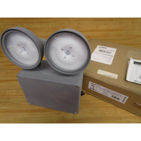 Eaton SELIN25R10SD Wet Location Emergency Light