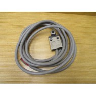 Omron D4C-1620 Limit Switch WRoller D4C1620 WO Roller Lever - New No Box