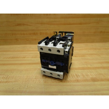 Telemecanique LC1-D80-11-M7 Contactor LC1-D80-11 WO Dust Cover - Used