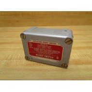 Honeywell  Micro Switch EX-AR8 Snap Switch EXAR8 - New No Box