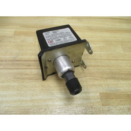 United Electric Controls J54-8295 Pressure Switch J548295 - New No Box