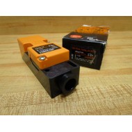 Efector 8015AL15NL2CPXX Sensor WOut Connector