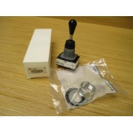 Allen Bradley 800T-T2H4 Toggle Switch 800TT2H4