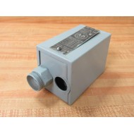 Allen Bradley 350-TAV32 Reversing Drum Switch 350TAV32 WO Handle - Used