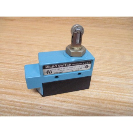 Honeywell BZE6-2RQ9 Limit Switch WRoller BZE62RQ9 W Base - Used