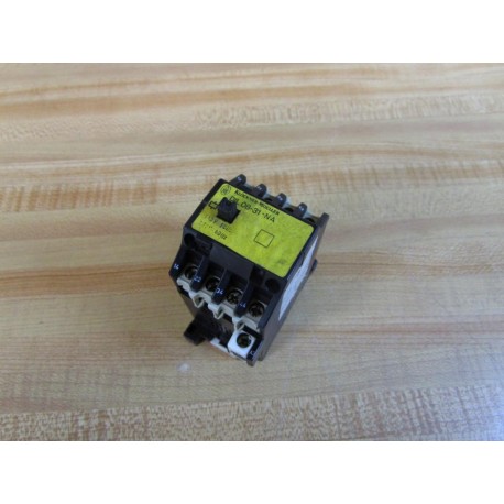 KlocknerMoeller DIL 08-31-NA Contactor DIL0831NA - Used