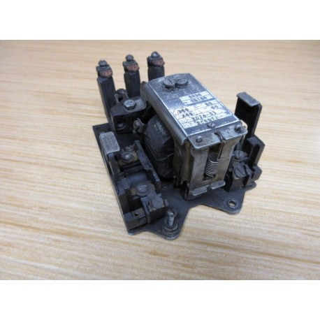 Square D 8536-SG18B Starter 8536SG18B Incomplete - Used