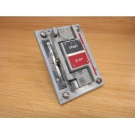 Allen Bradley 800H-NP34 Enclosure Cover 800HNP34 W 800T-XD1, 800T-XD4 - Used