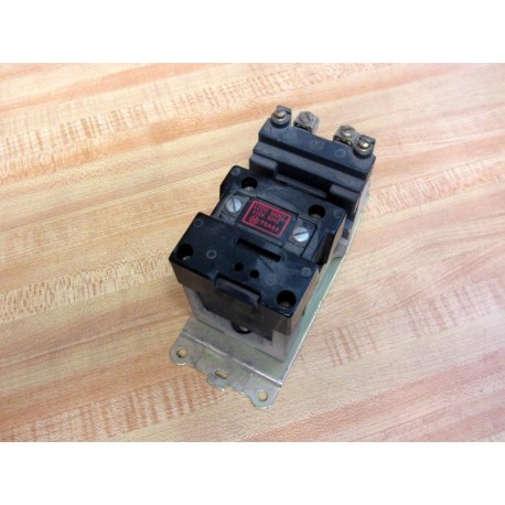 Allen Bradley 702L-A0D92 Contactor 702LA0D92 Small Chip - Used