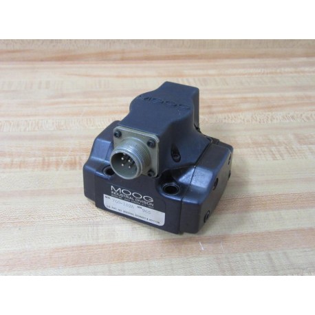 Moog 760-102A Servo Valve 760102A - Used