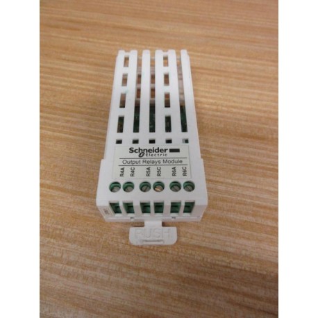 Schneider Electric VW3A3204 Extension Output Relay Module 070253 - New No Box