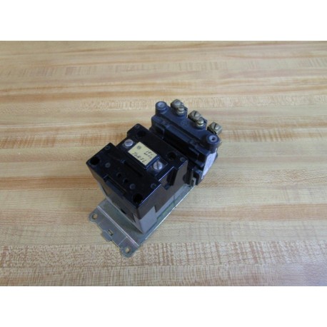 Allen Bradley 702-H6428701 IEC Contactor 702H6428701 - Used