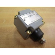 Cutler Hammer E50DS2 Eaton Limit Switch Head - Used