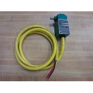 Allen Bradley 802M-AY5 Limit Switch 802MAY5 Series D - Used