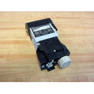 Square D 8501-X040 Relay 8501-XO40 W8501-XTE1 Timing Relay - Used