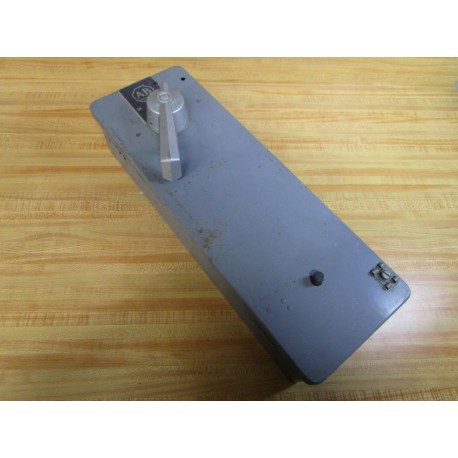 Allen Bradley 712AAB24D AC Automatic Starter Bulletin 712 - Used