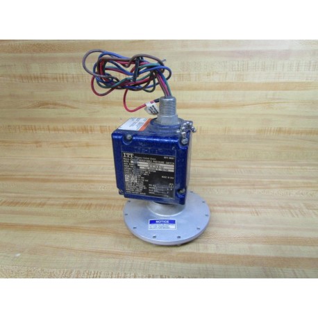 ITT 142P82C6448 Neo-Dyn Adjustable Pressure Switch - Used