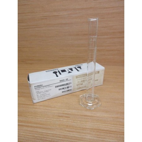 Pyrex 3022-25 Corning Cylinder 3022