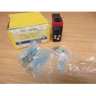 Square D 9006-PE8FANES Photoelectric Switch 9006PE8FANES W Mounting Hardware