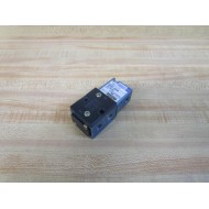 Mac Valves 16001-111-111 Solenoid Valve 16001111111 - Used