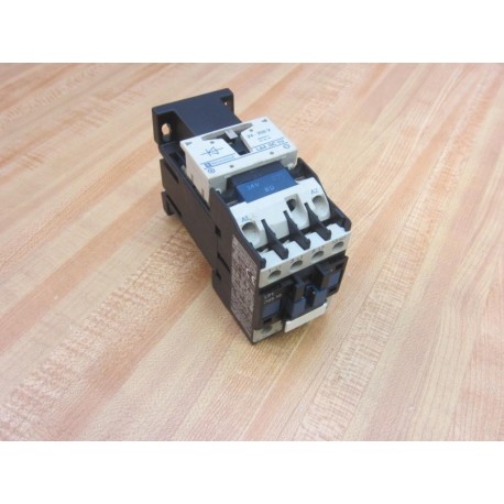 Telemecanique LP1D0910BD Contactor 023360 wLA4 DC 1U Coil Supressor - Used
