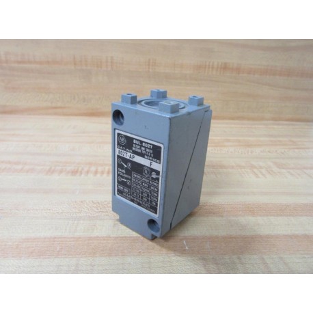 Allen Bradley 802T-AP Limit Switch 802TAP WO Operating Head Ser.F - Used