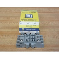 Square D 8501-NR82 Relay Socket 8501NR82 Ser.A  Front Wired