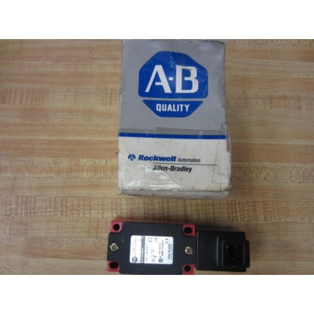 Allen Bradley 802F-E60M10 Safety Key Switch 802FE60M10 Series A