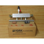 York 029-22746-000 Manifold Assembly 02922746000