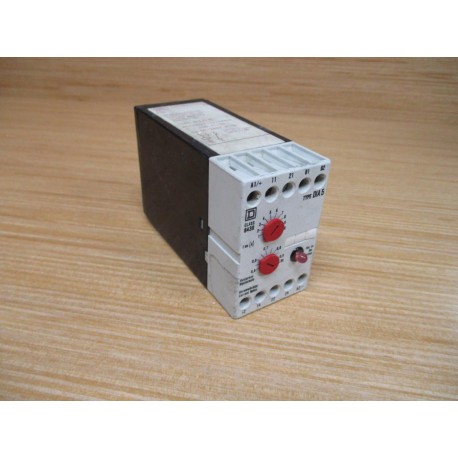 Square D 8430DIA5 Current Relay - Used