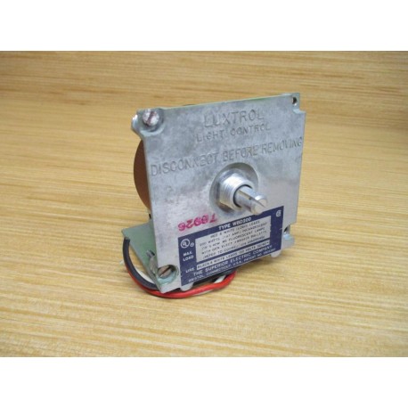 Luxtrol WBD200 Light Control - Used