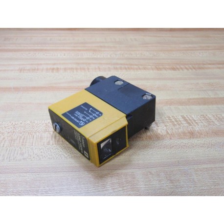 Omron E3A2-10DM4 Photoelectric Switch E3A210DM4 - Used